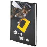 Блокнот А5 (135х206 мм), 80 л., твердый, выборочный лак, клетка, STAFF, «Милый котик», 111603